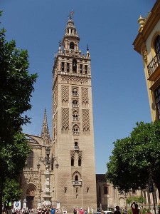 Giralda de Sevilla - <a href='http://es.wikipedia.org/wiki/Archivo:Giralda_de_Sevilla_5.jpg' target='_blank' rel='nofollow'></a>