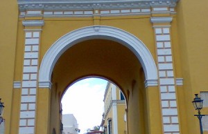 Puerta Macarena