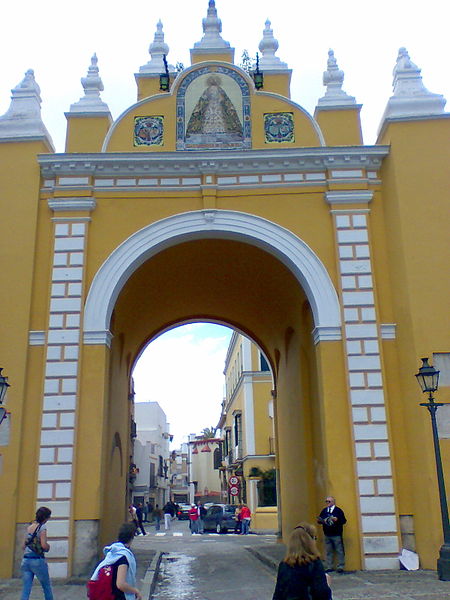 Puerta Macarena