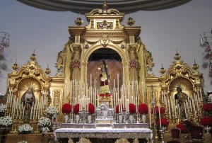 El altar de quinario en el día de la Epifanía del Señor.